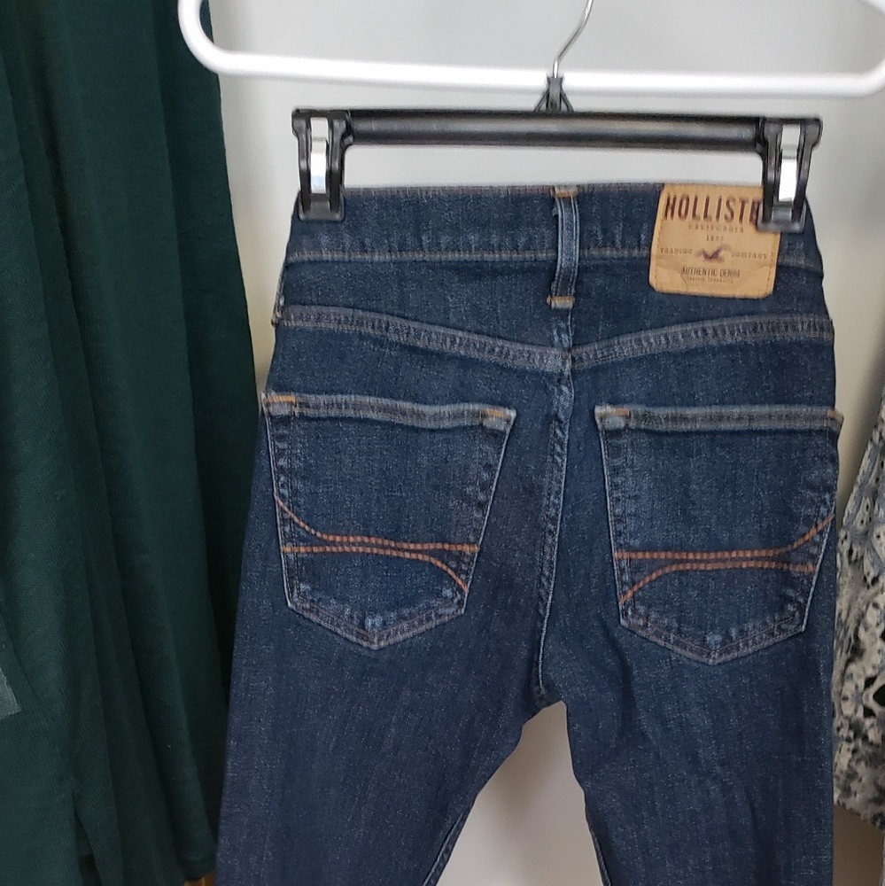 Jeans - Picture 3 of 4
